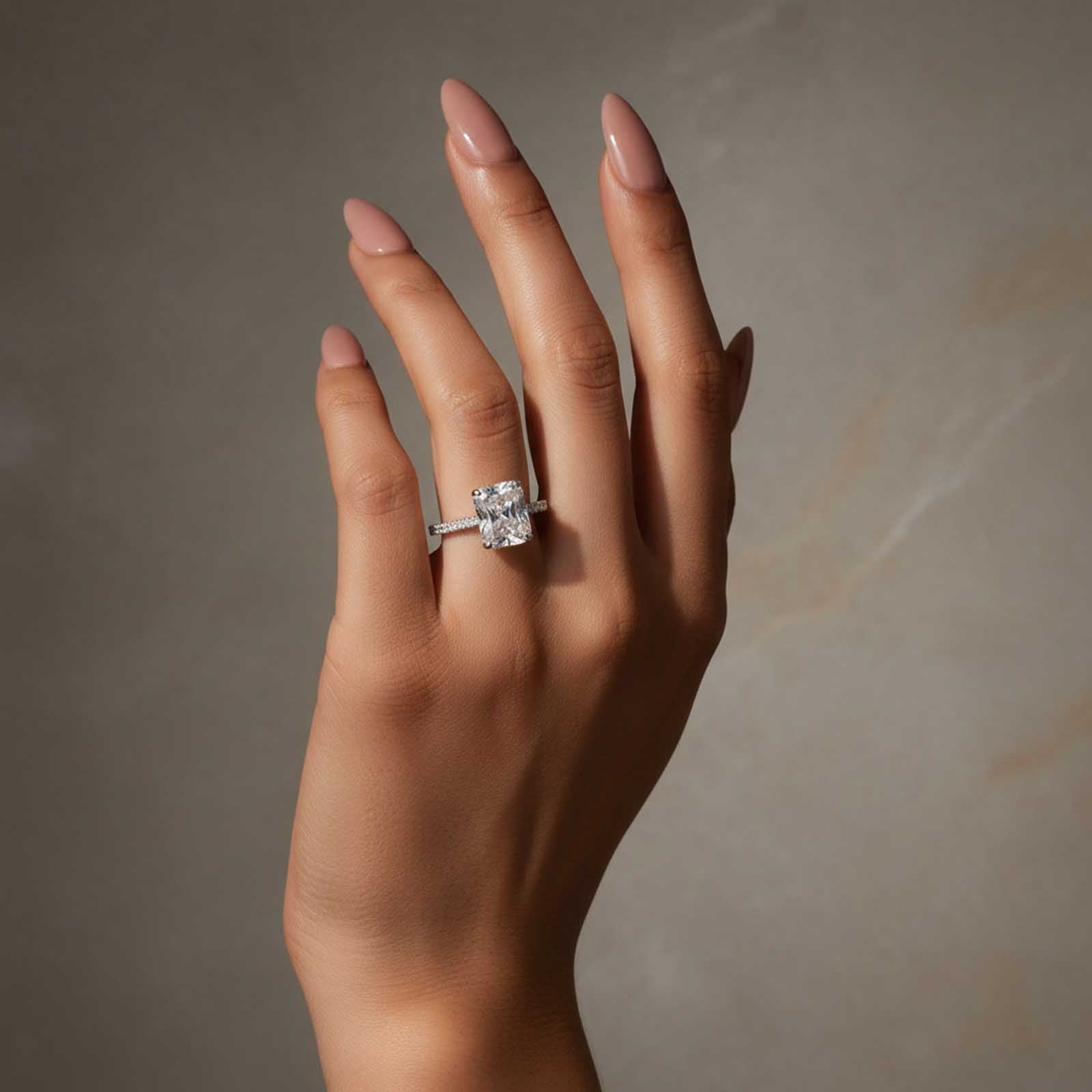S925 Moissanite 4.0Ct Radiant Cut Halo Engagement Ring 18K White Gold Sterling Silver