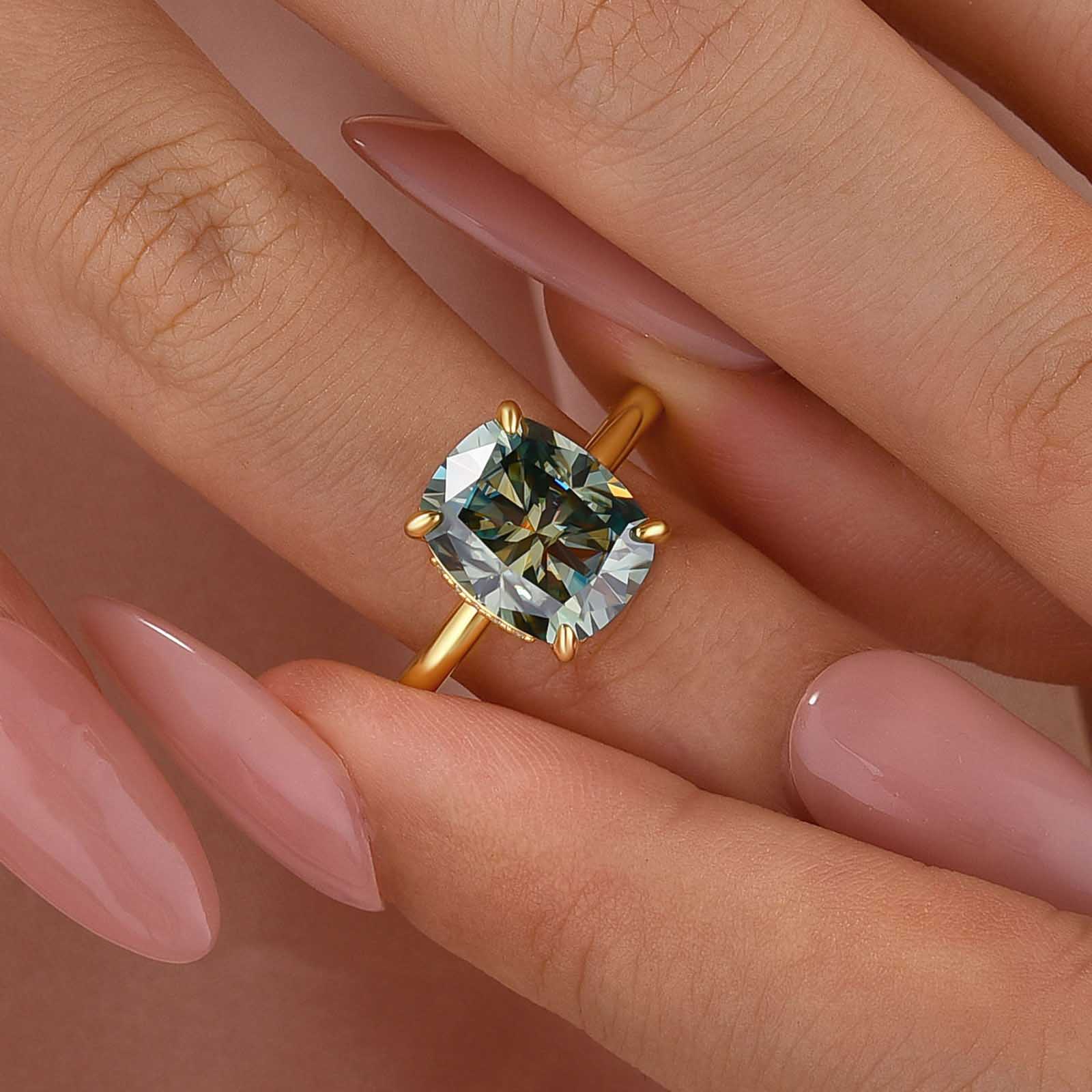 S925 Moissanite 3.5Ct Cushion Cut Hidden Halo Green Stone Engagement Ring For Date Nights