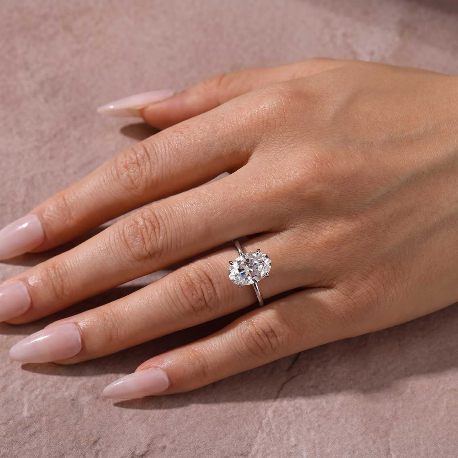 Gelovely Moissanite 2.0Ct~5.5Ct Oval Cut Promise Ring For Women