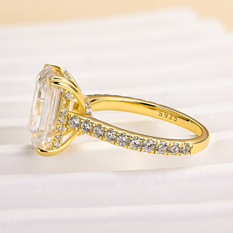 Gelovely Moissanite 4.5 Ct Emerald Cut Yellow Gold Engagement Ring