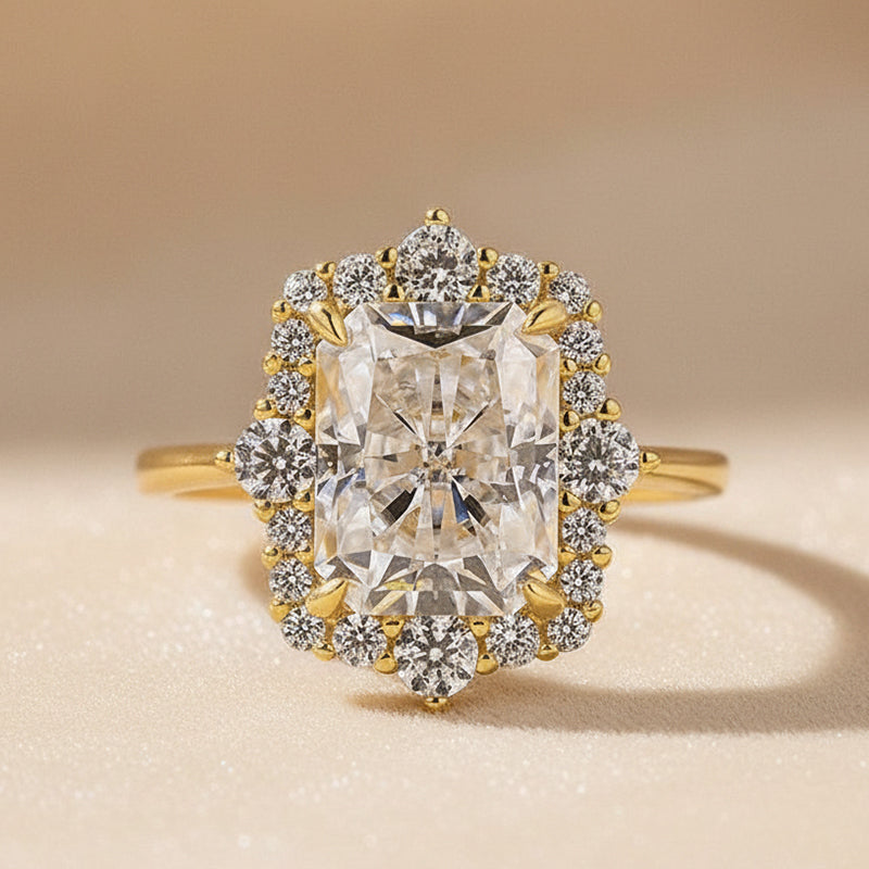 Gelovely Moissanite 3.0Ct Yellow Gold Halo Radiant Cut Engagement Ring
