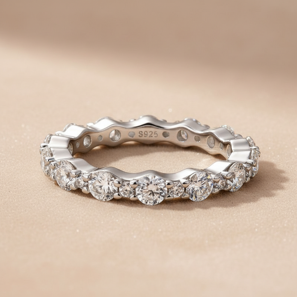 Gelovely Moissanite 1.65 Ct Round Cut Full Wedding Band for Women