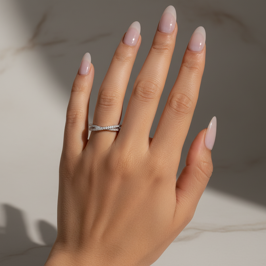 Gelovely Moissanite 2.0 Ct  X Criss Cross White Gold Wedding Band