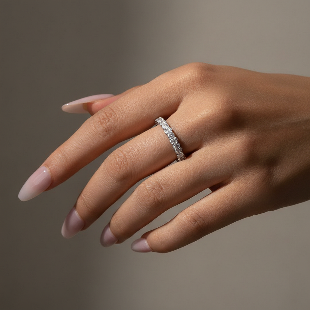 Gelovely Moissanite 2.5 Ct Round Cut Full Wedding Band for Women