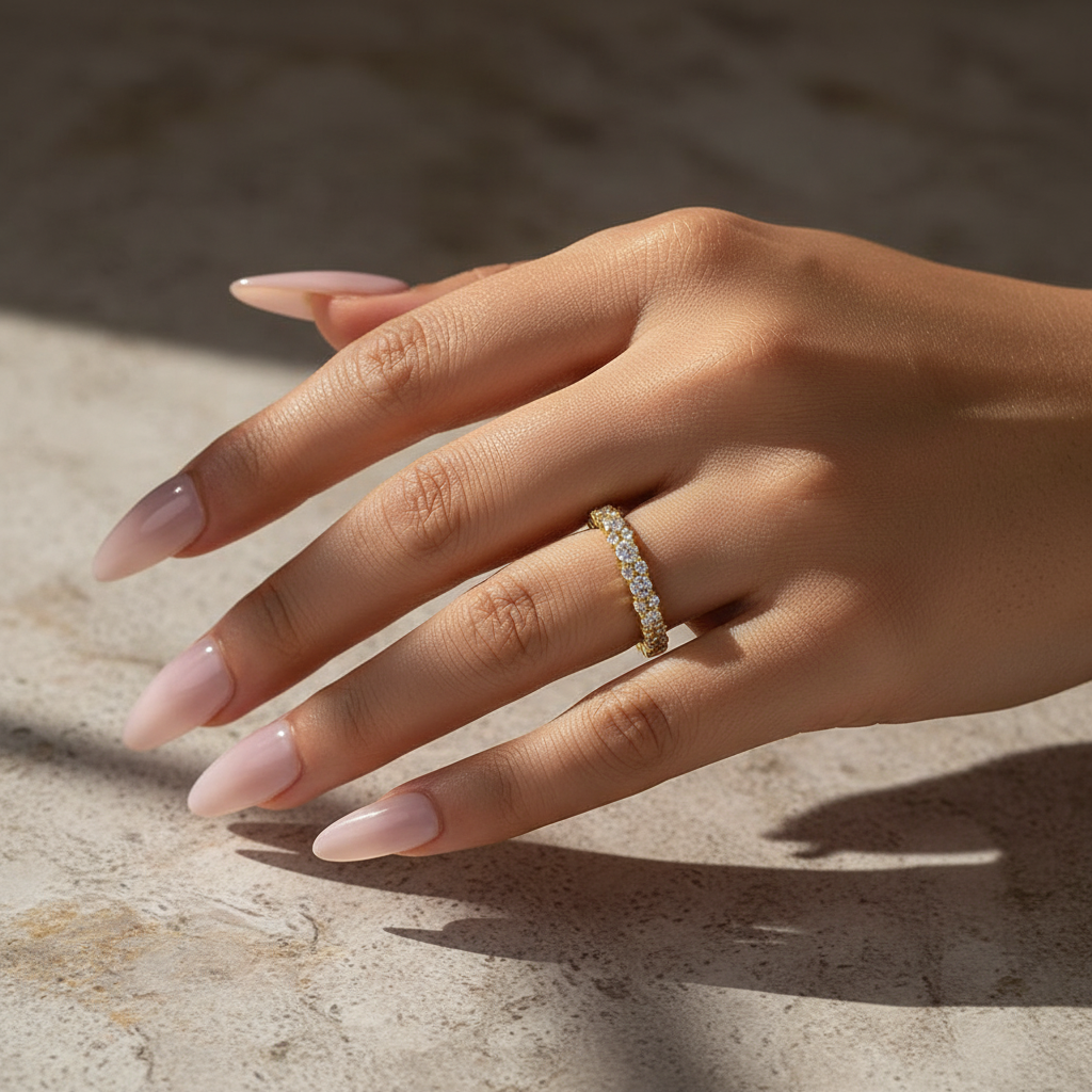 Gelovely Moissanite 2.5 Ct Yellow Gold Round Cut Full Wedding Band for Women