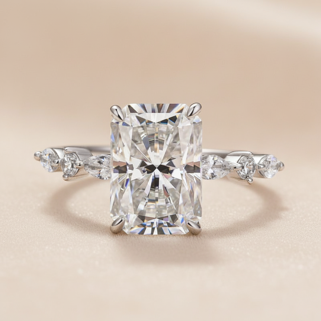 Gelovely Moissanite 3.5 Ct Radiant Cut White Gold Travel Ring For Women