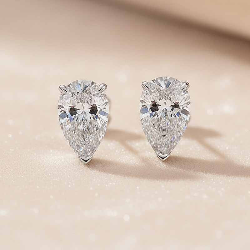 Gelovely Moissanite 1.0 Ct*2 Diamond White Gold Pear Stud Earrings