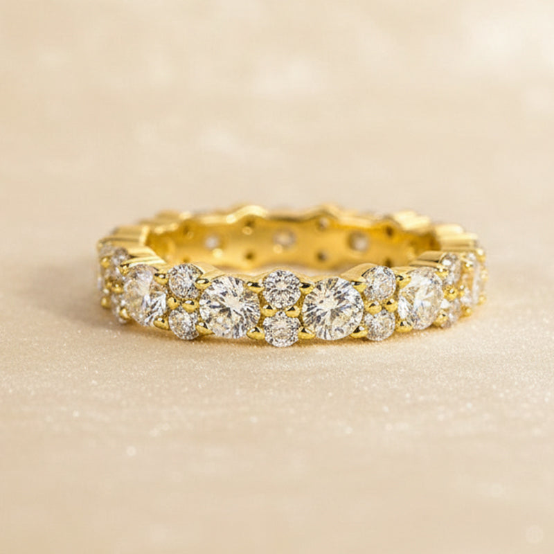 Gelovely Moissanite 2.5 Ct Yellow Gold Round Cut Full Wedding Band for Women