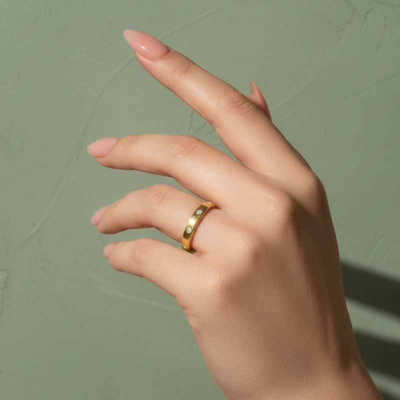 Gelovely Moissanite Round Cut Yellow Gold Wide Wedding Band